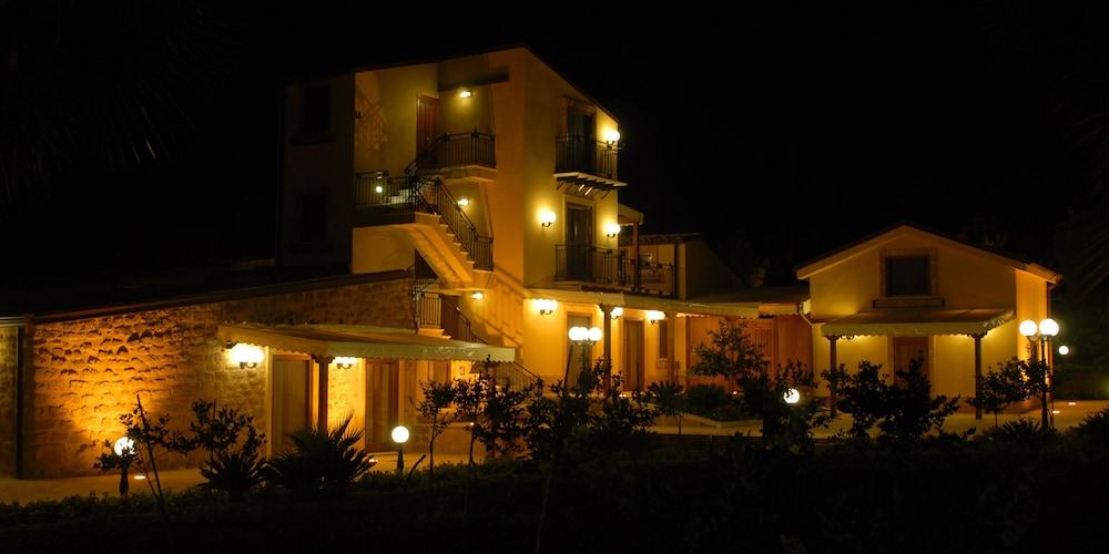 Demetra Resort Villaggio Peruzzo Екстер'єр фото